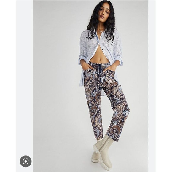 Free People Pants - Free People City Slouch Printed Cord Pants Sz L Paisley Ankle Crop Straight Leg